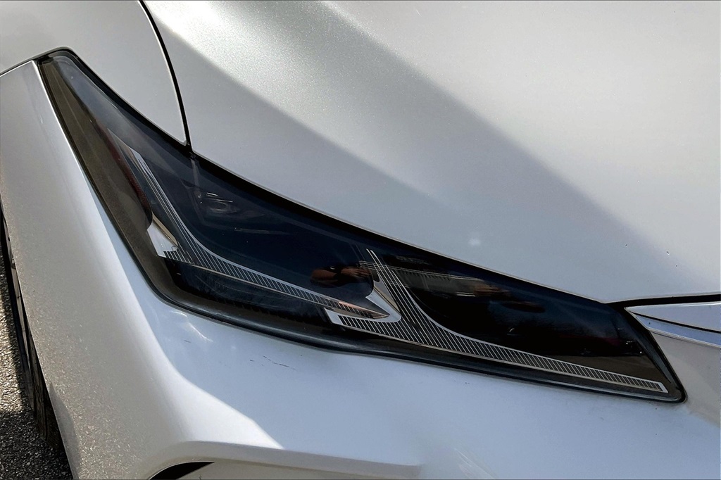 2021 Toyota Avalon Limited - Photo 31