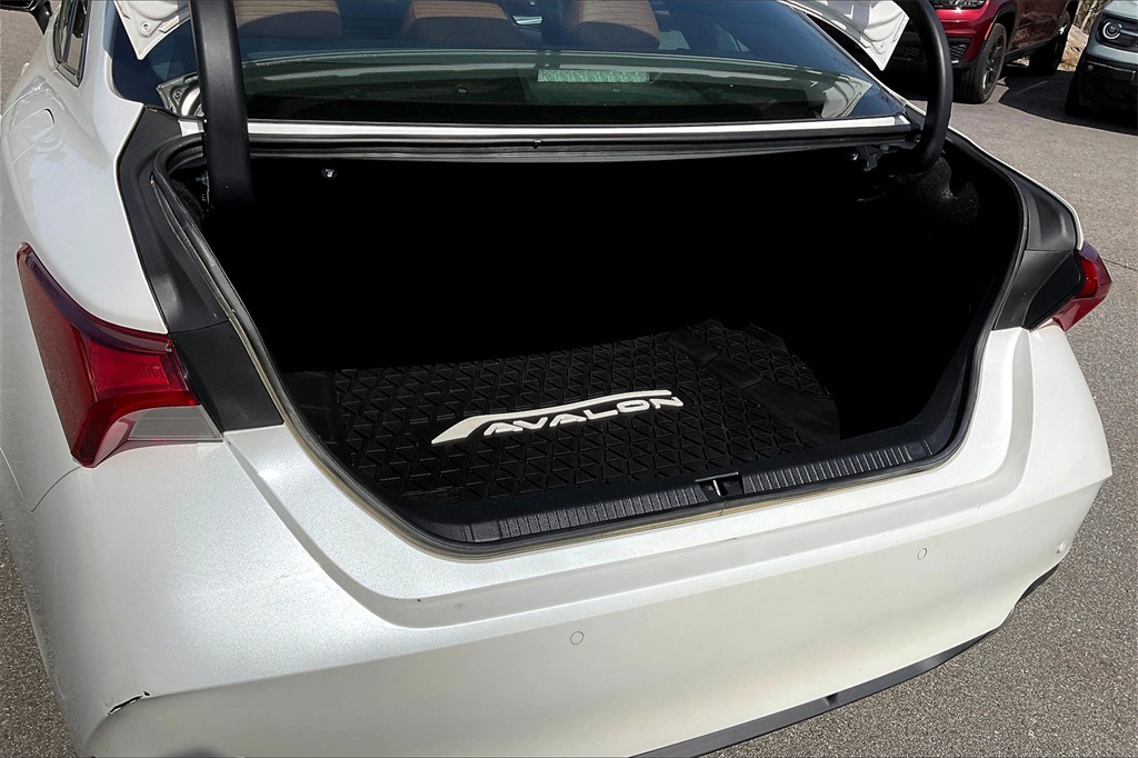 2021 Toyota Avalon Limited - Photo 36