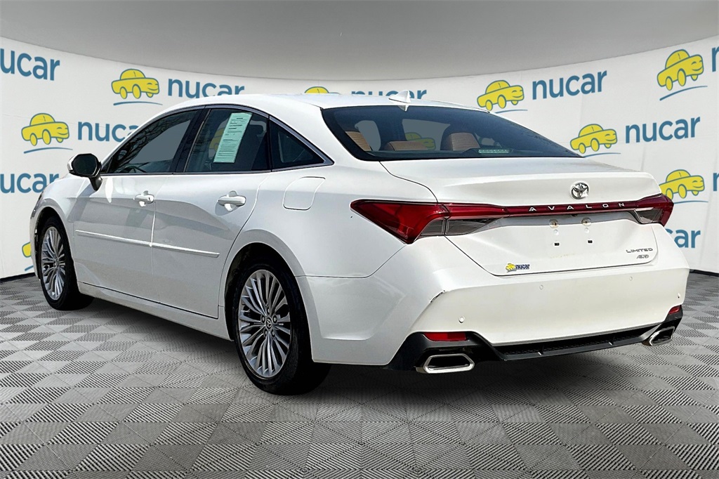 2021 Toyota Avalon Limited - Photo 4