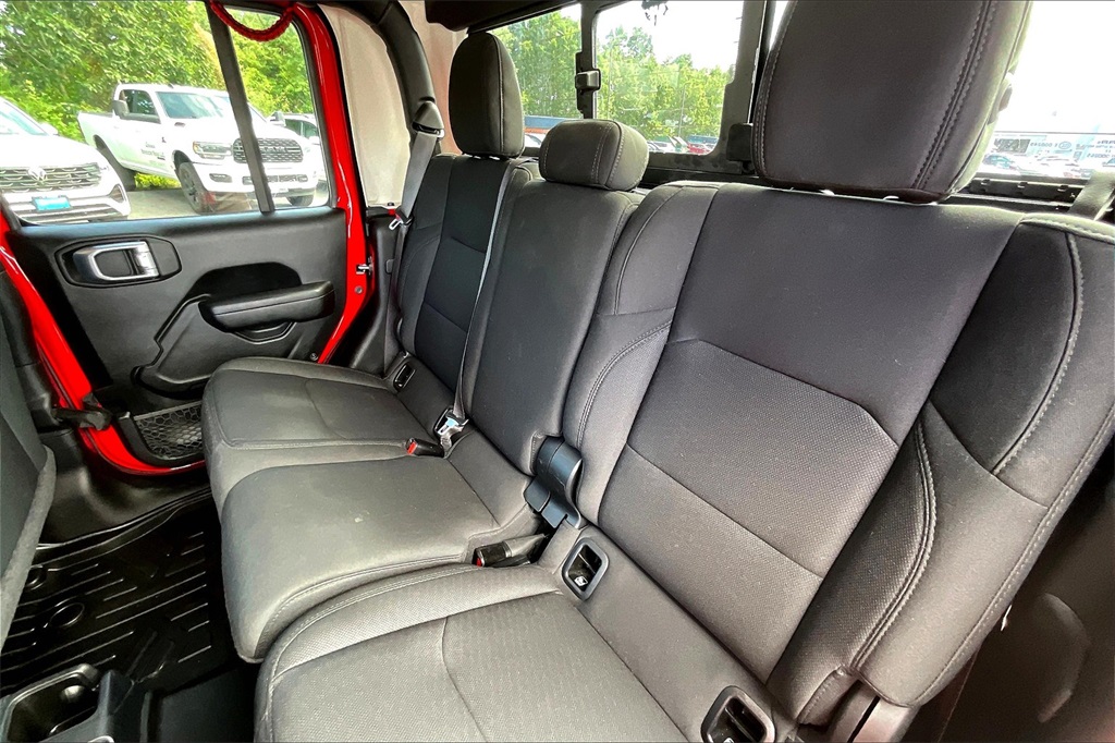 2022 Jeep Gladiator Sport - Photo 14