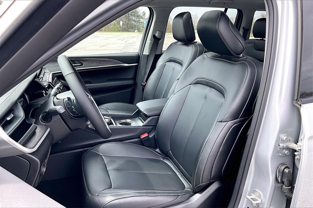 2024 Jeep Grand Cherokee 4xe - Photo 11
