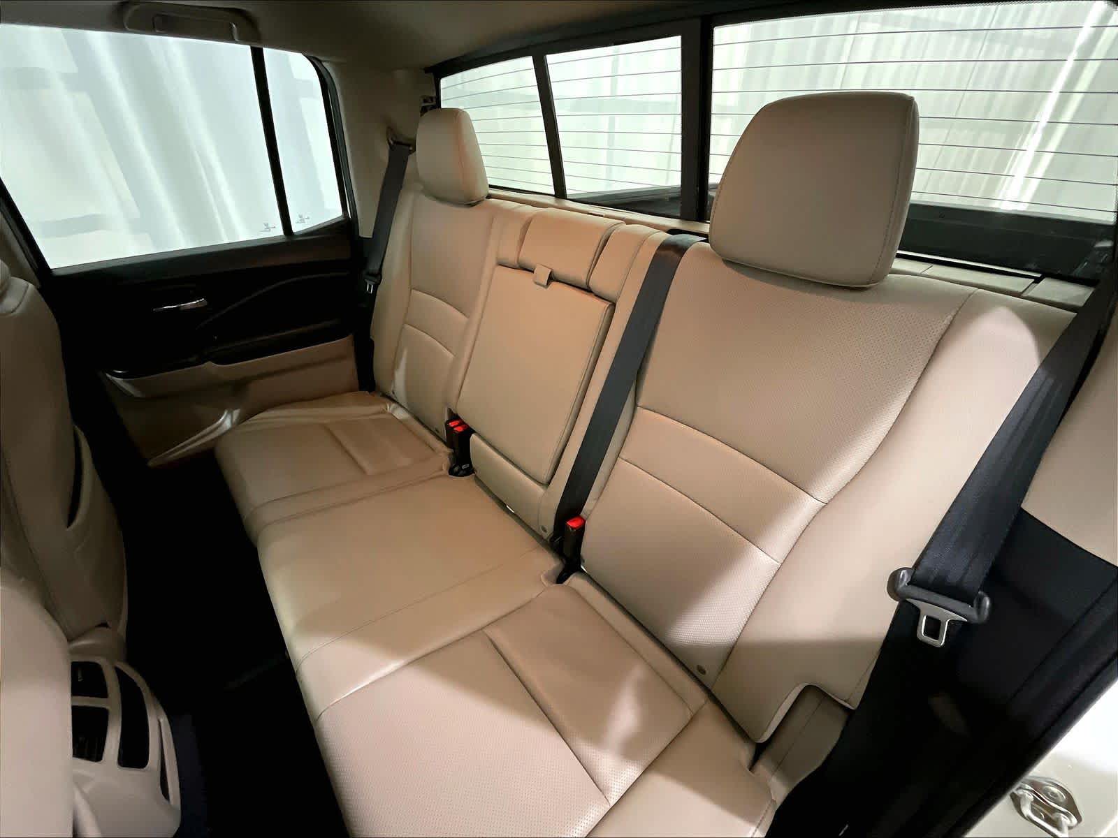 2019 Honda Ridgeline RTL-T - Photo 15