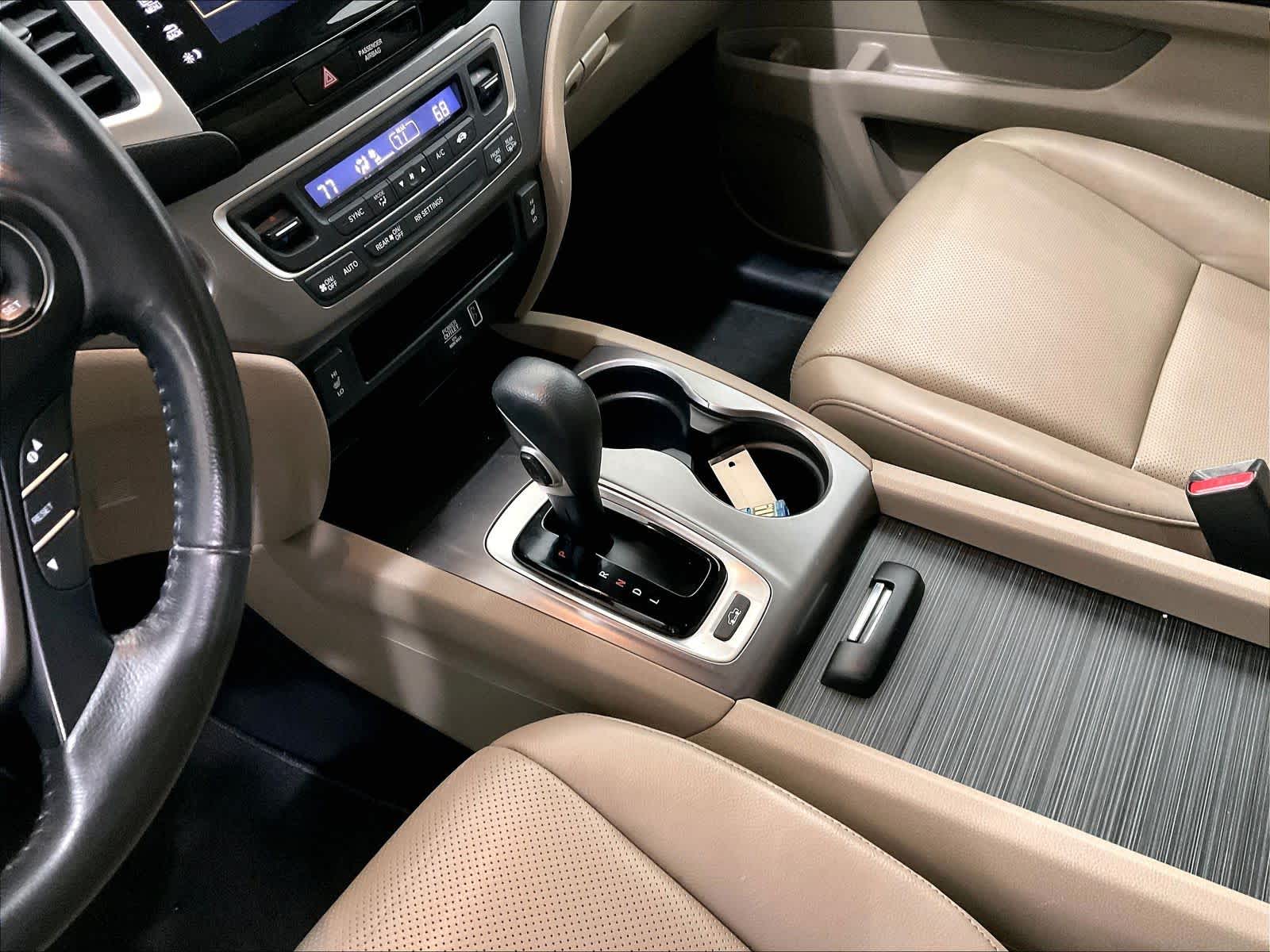 2019 Honda Ridgeline RTL-T - Photo 20