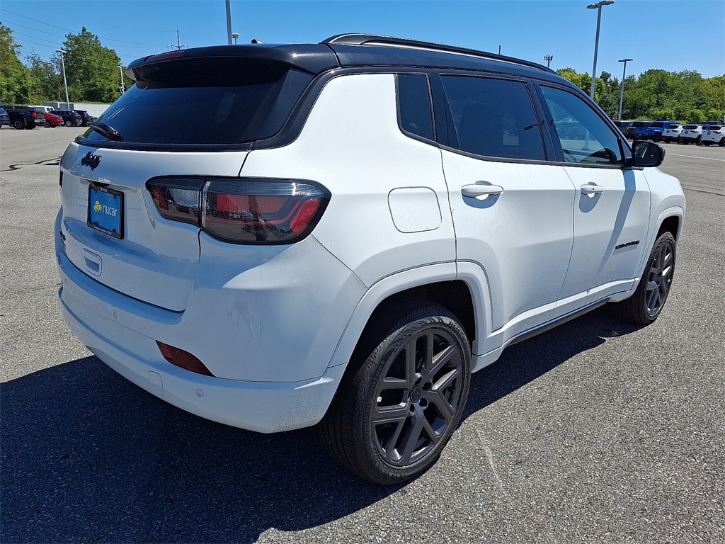 2025 Jeep Compass Limited - Photo 4