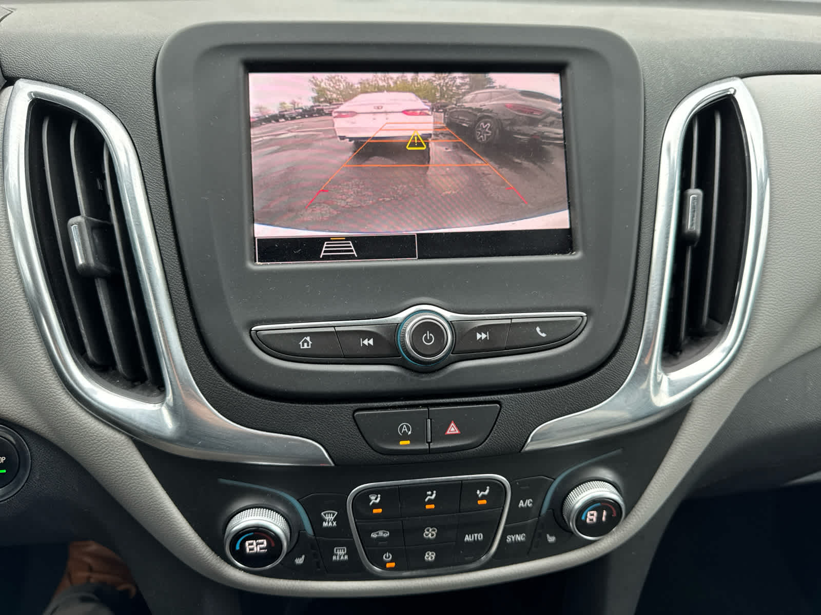 2023 Chevrolet Equinox LT - Photo 13