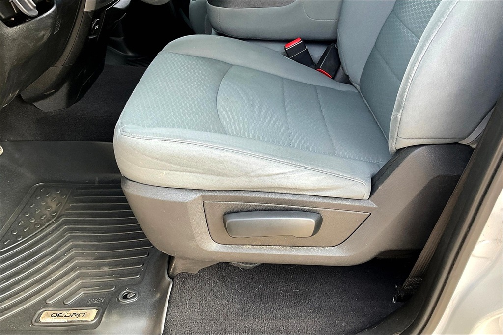2019 Ram 1500 Classic Express - Photo 31