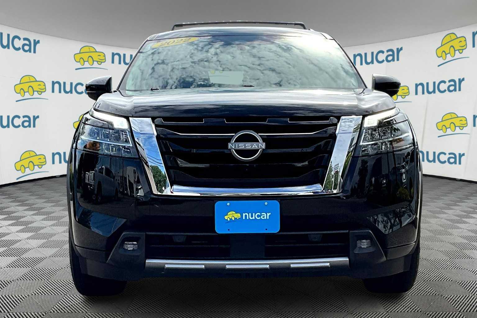 2022 Nissan Pathfinder SL - Photo 2