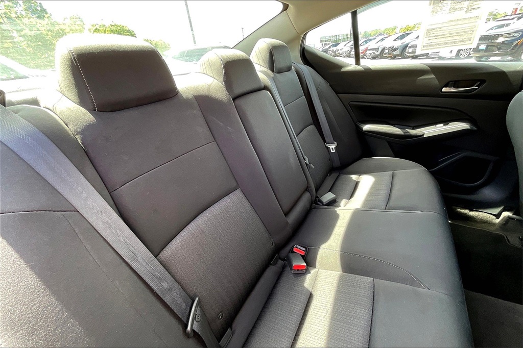 2022 Nissan Altima 2.5 SV - Photo 15
