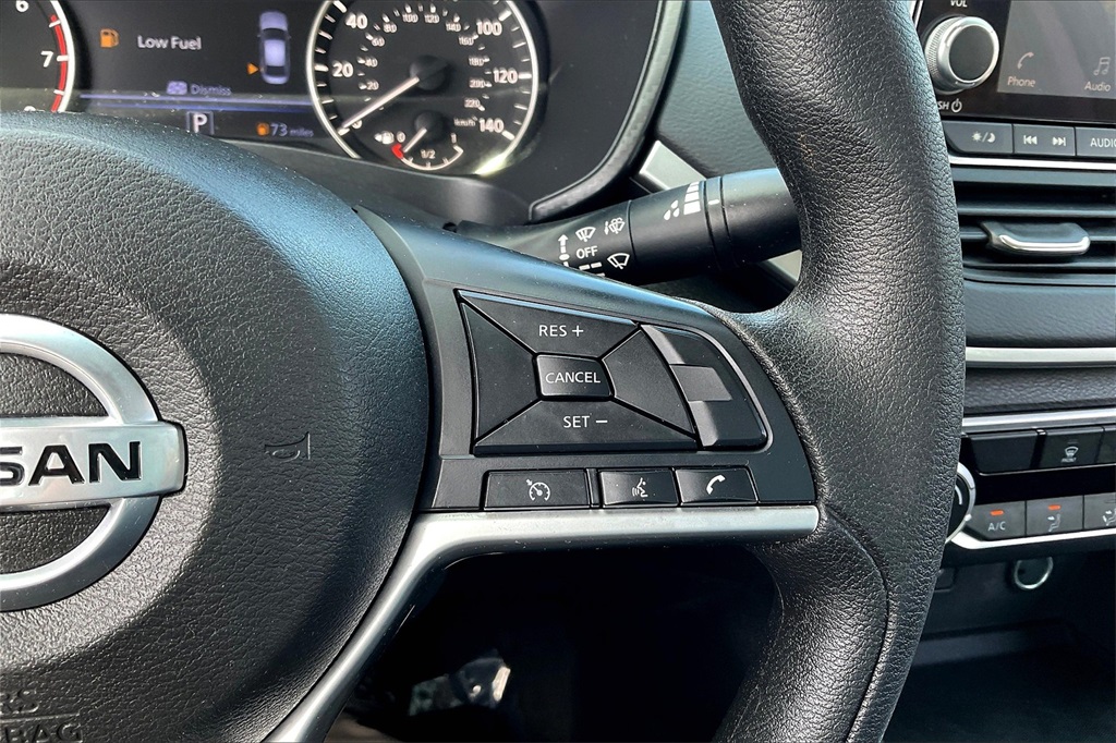 2022 Nissan Altima 2.5 SV - Photo 22