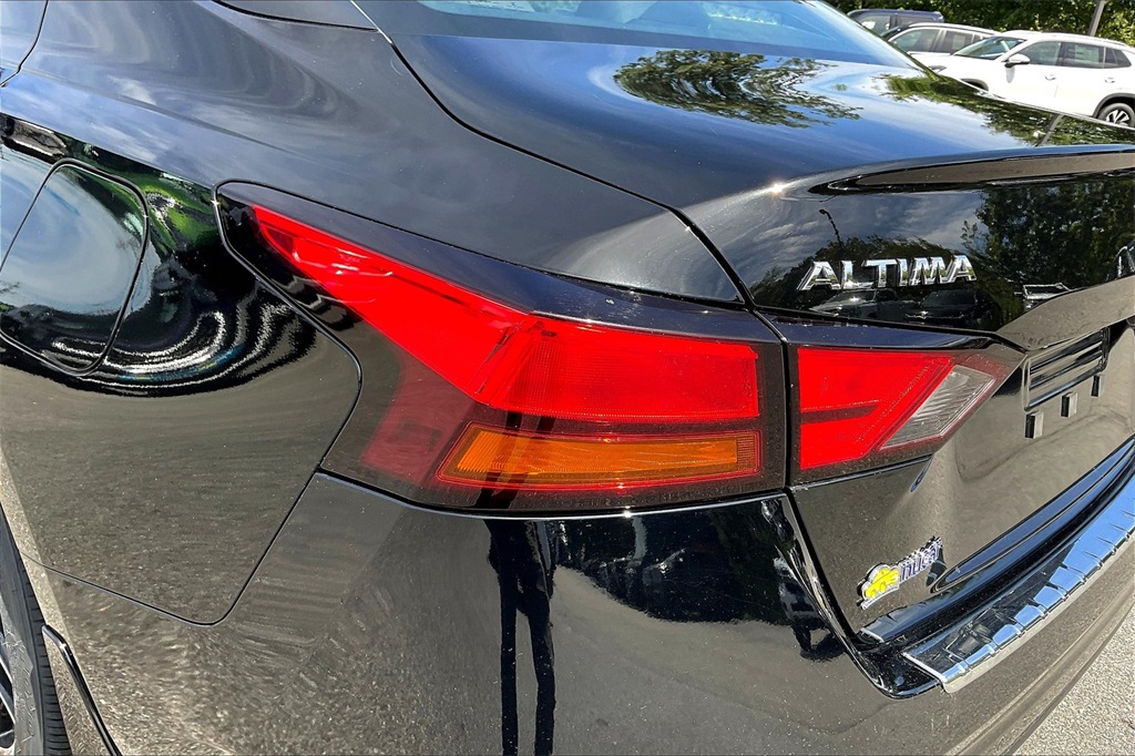 2022 Nissan Altima 2.5 SV - Photo 29