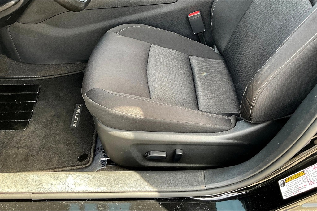 2022 Nissan Altima 2.5 SV - Photo 31