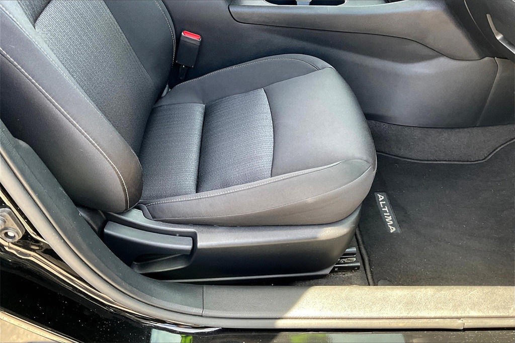2022 Nissan Altima 2.5 SV - Photo 33