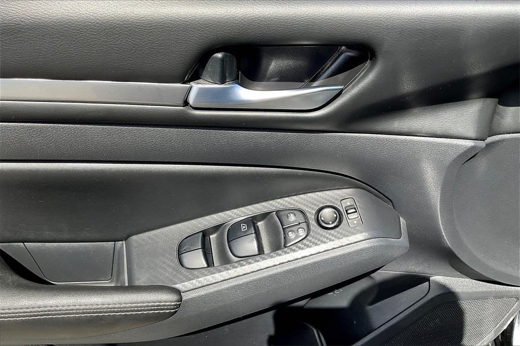 2022 Nissan Altima 2.5 SV - Photo 34