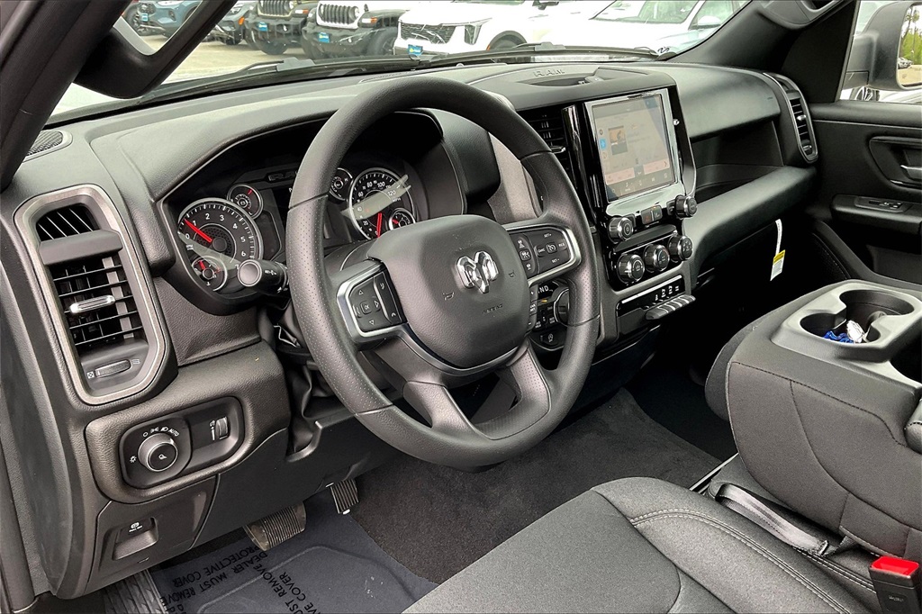 2025 Ram 1500 Tradesman - Photo 9