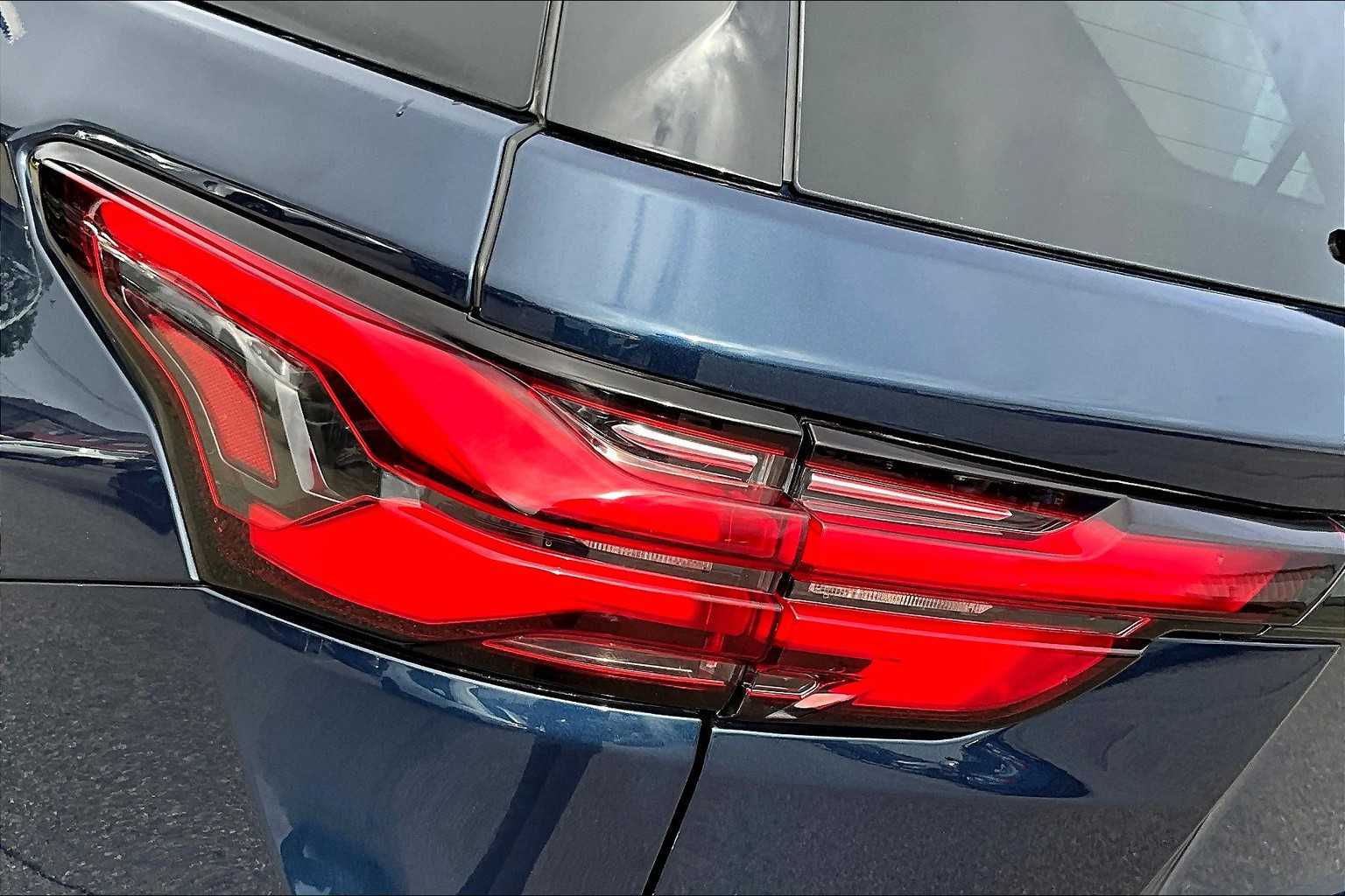 2022 Chevrolet Traverse LS - Photo 33