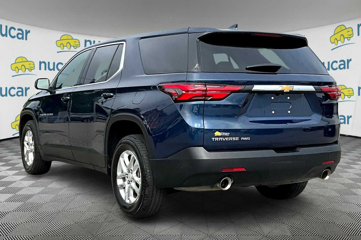 2022 Chevrolet Traverse LS - Photo 4