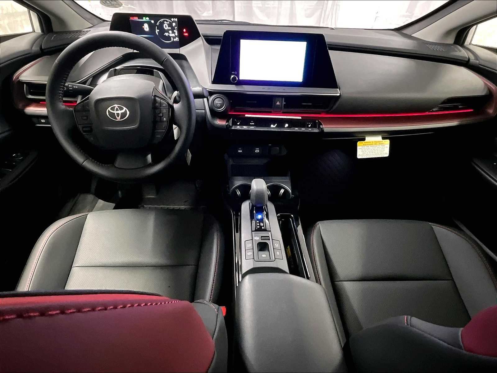 2026 Toyota Prius Plug-In Hybrid XSE - Photo 12