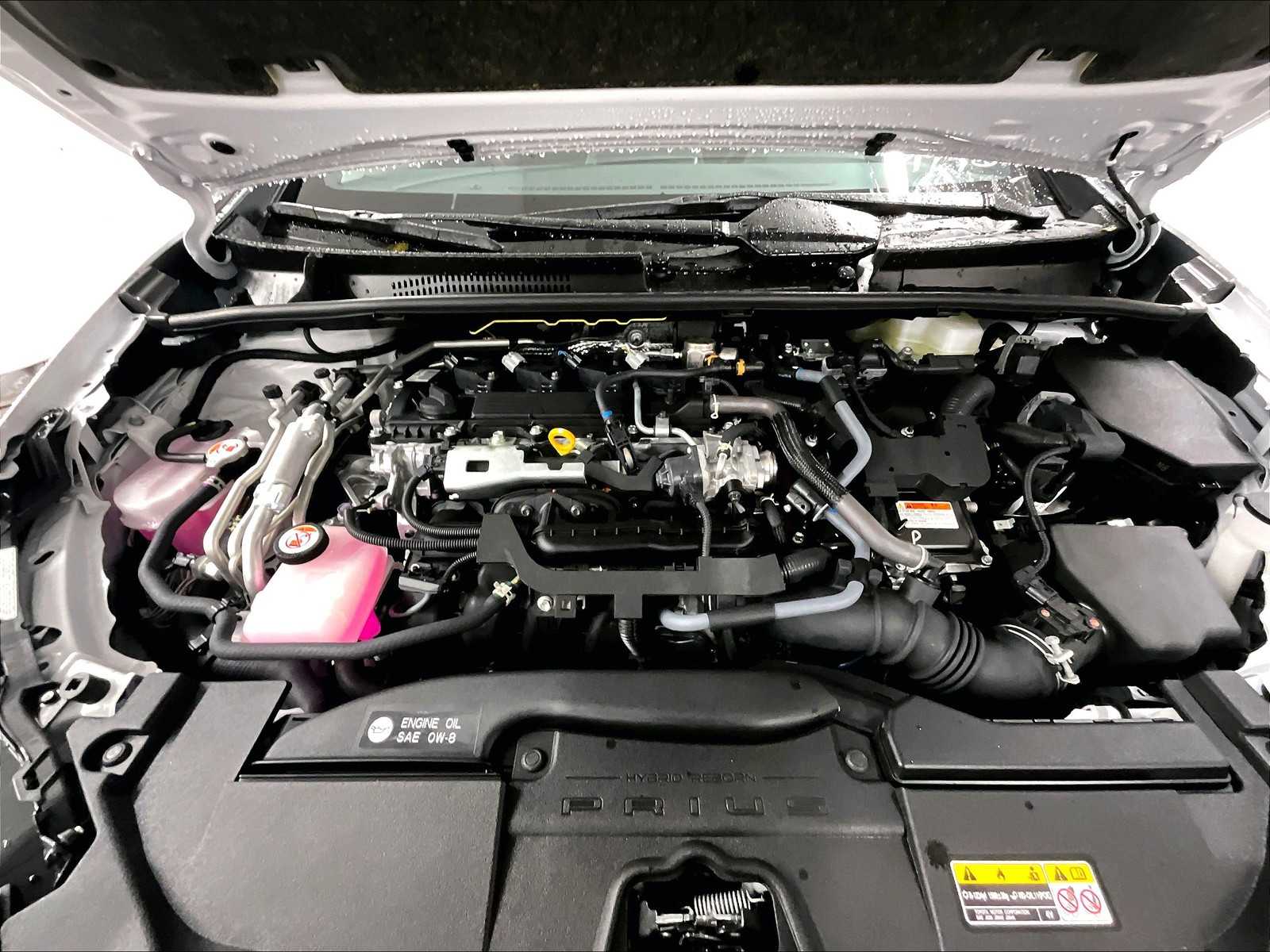 2026 Toyota Prius Plug-In Hybrid XSE - Photo 16