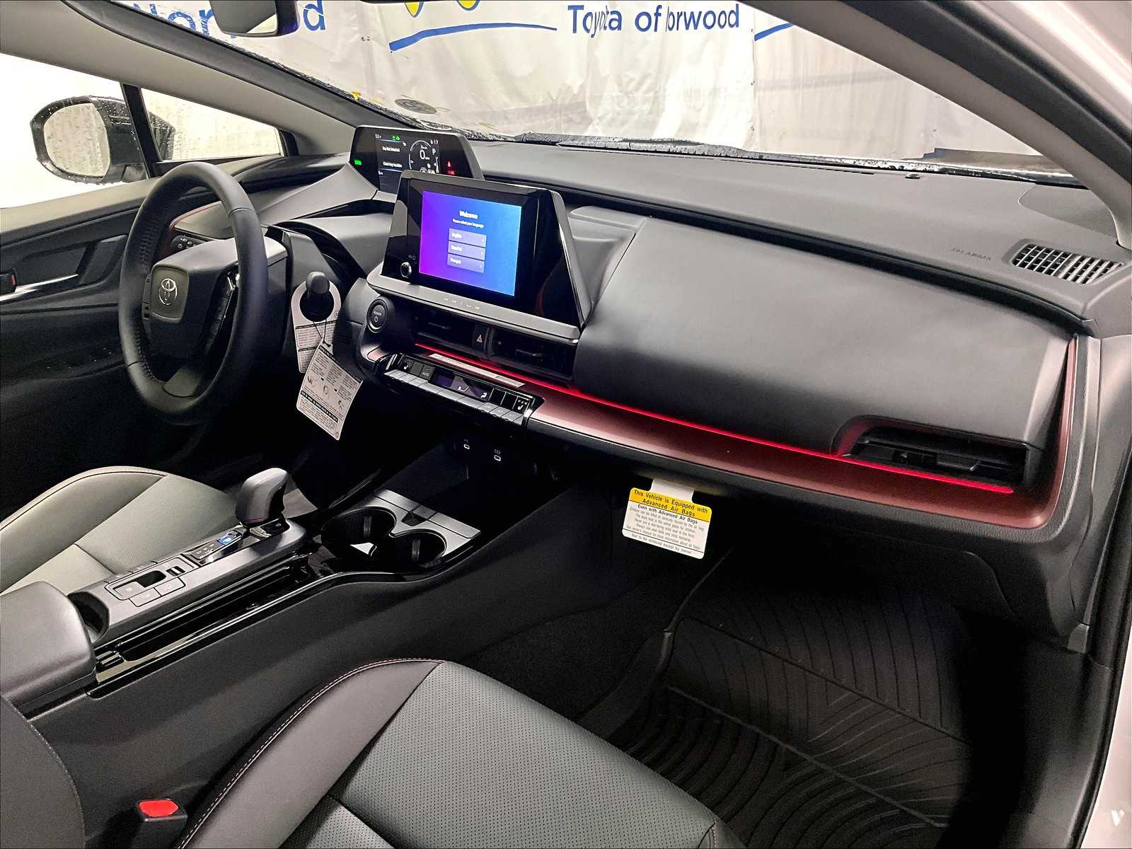 2026 Toyota Prius Plug-In Hybrid XSE - Photo 10