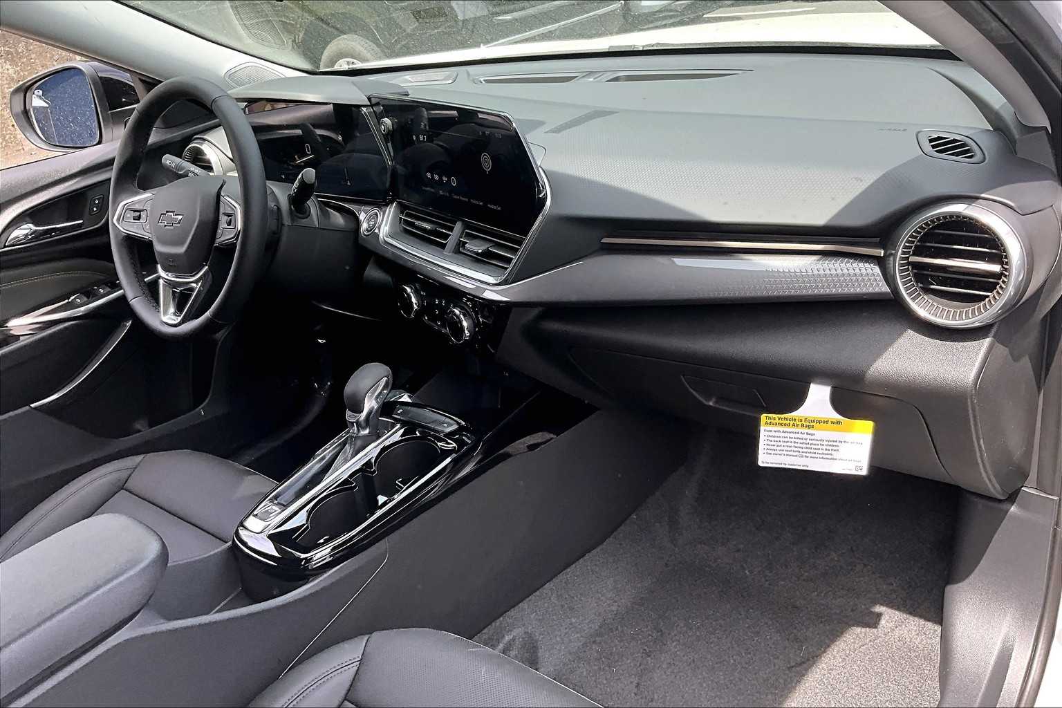 2025 Chevrolet Trax ACTIV - Photo 10