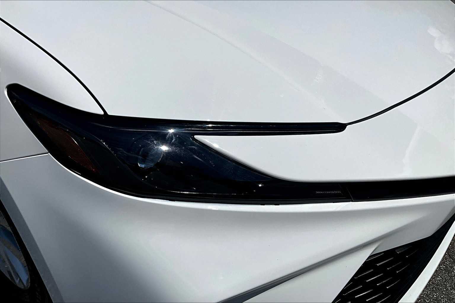 2025 Toyota Camry LE - Photo 33