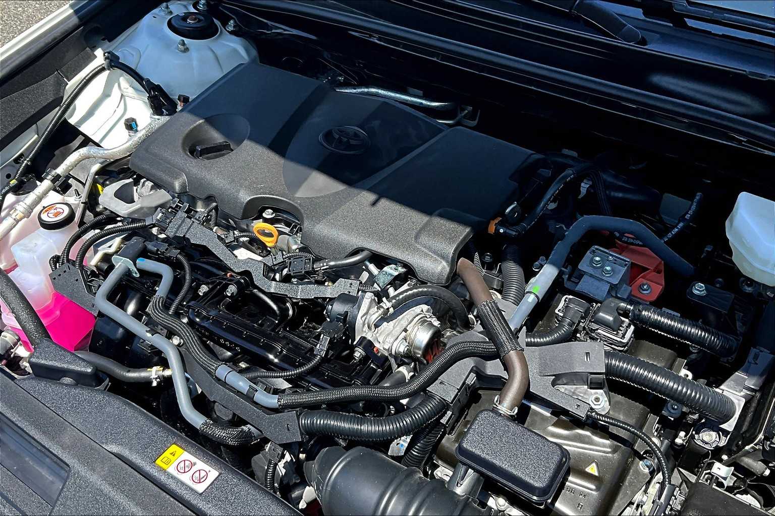 2025 Toyota Camry LE - Photo 35