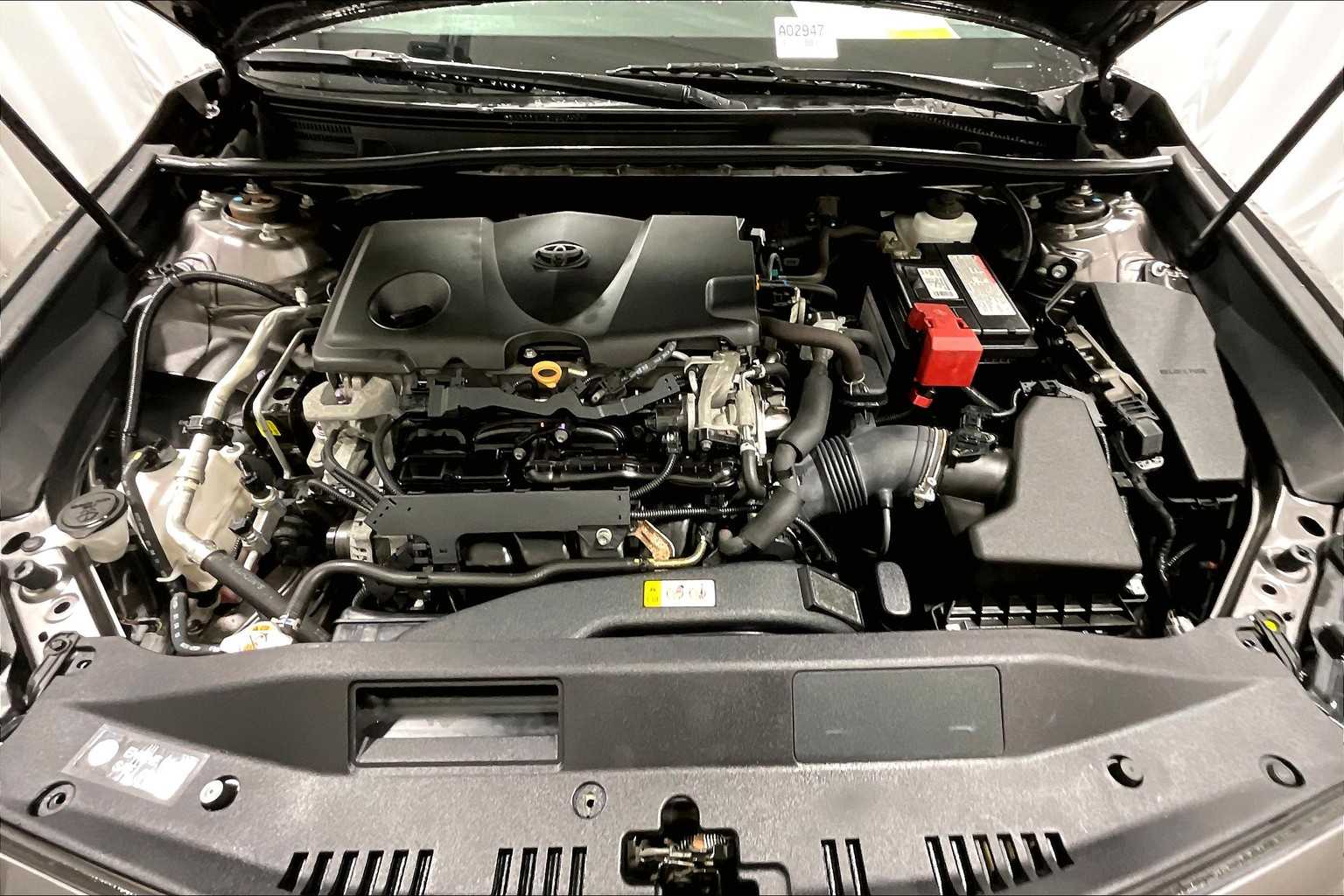 2020 Toyota Camry SE - Photo 29