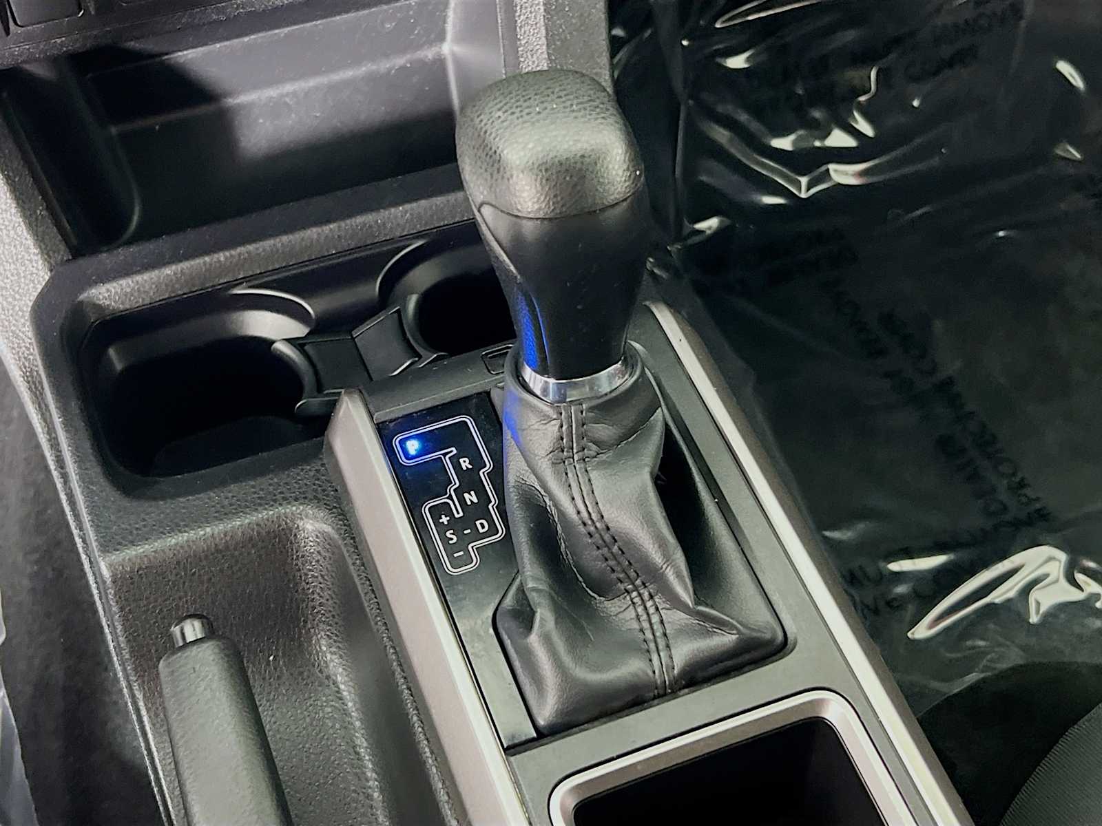 2022 Toyota Tacoma SR5 - Photo 16