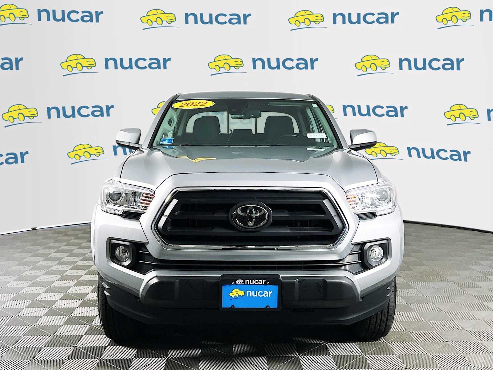 2022 Toyota Tacoma SR5 - Photo 2
