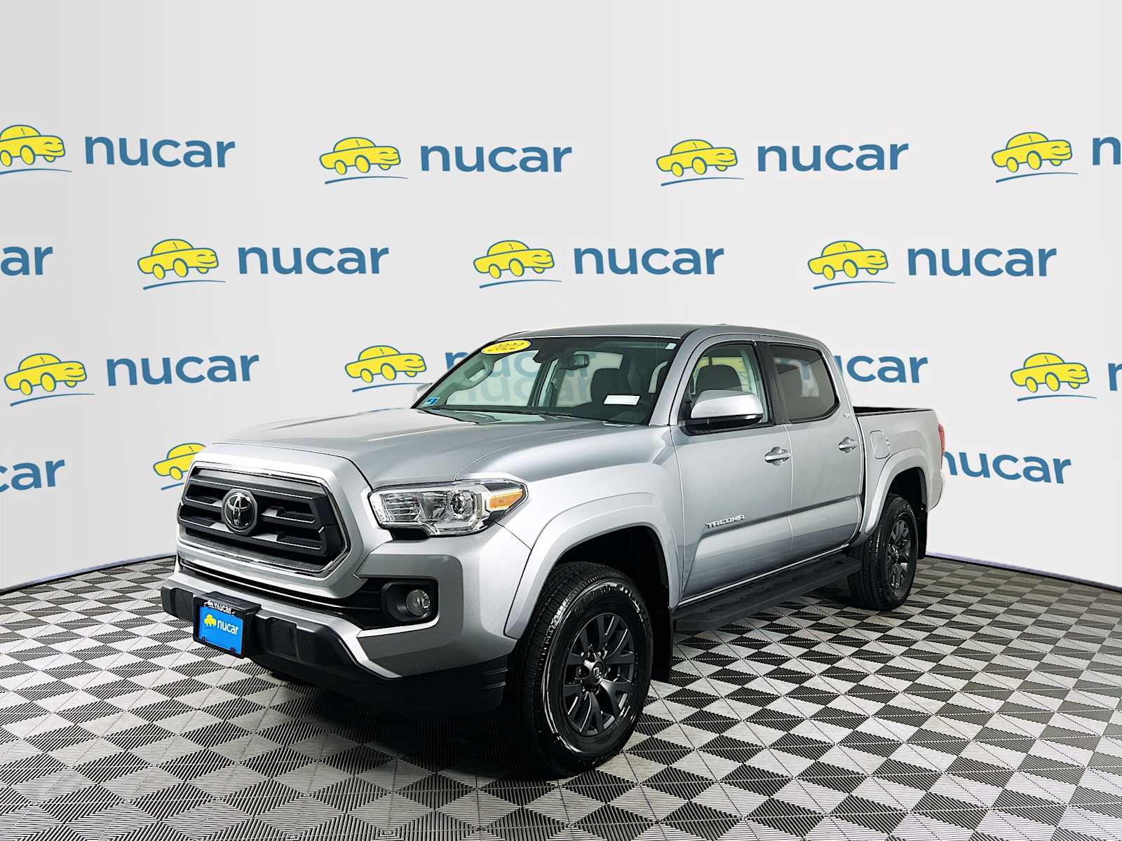 2022 Toyota Tacoma SR5 - Photo 3