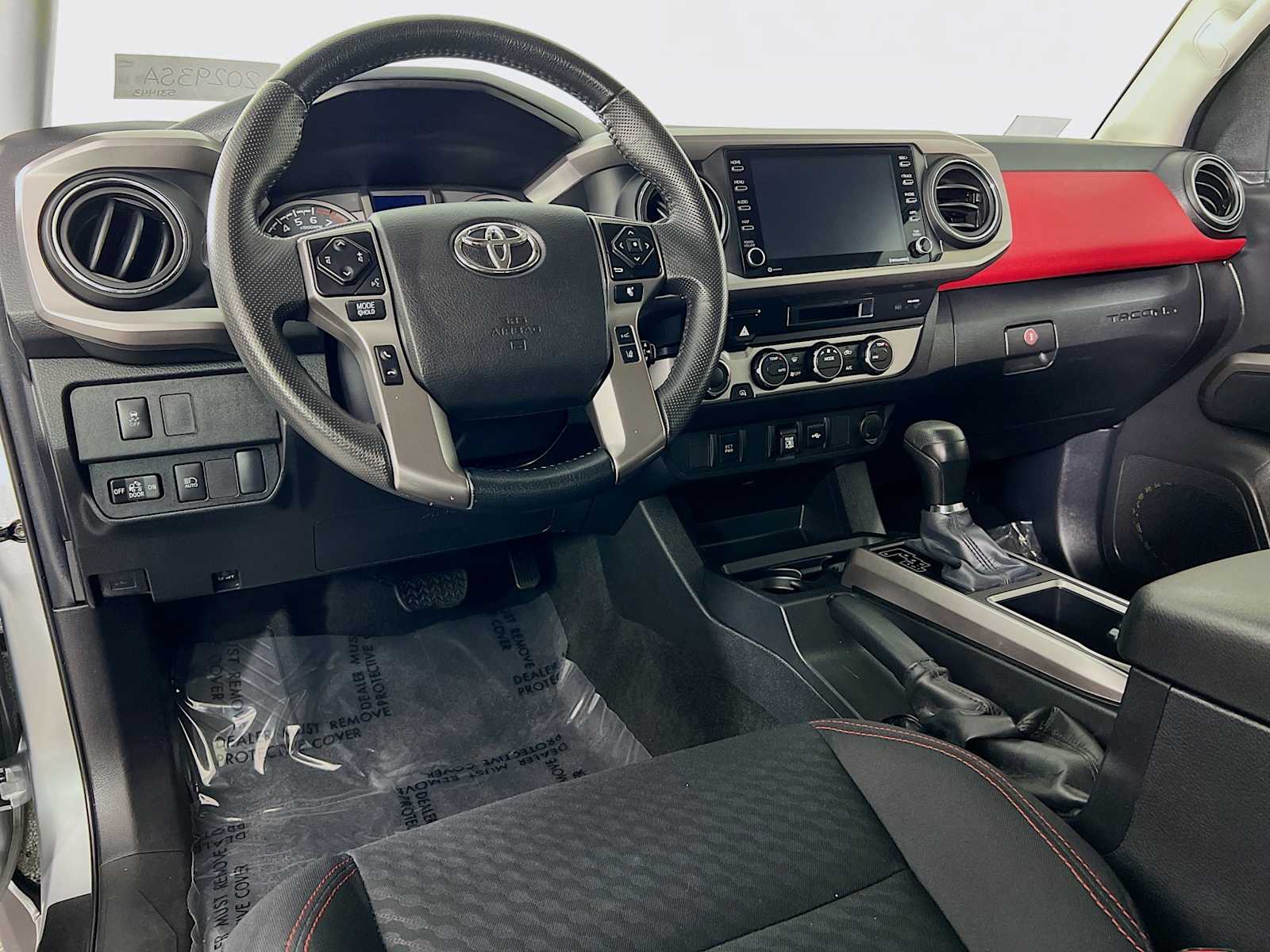 2022 Toyota Tacoma SR5 - Photo 9
