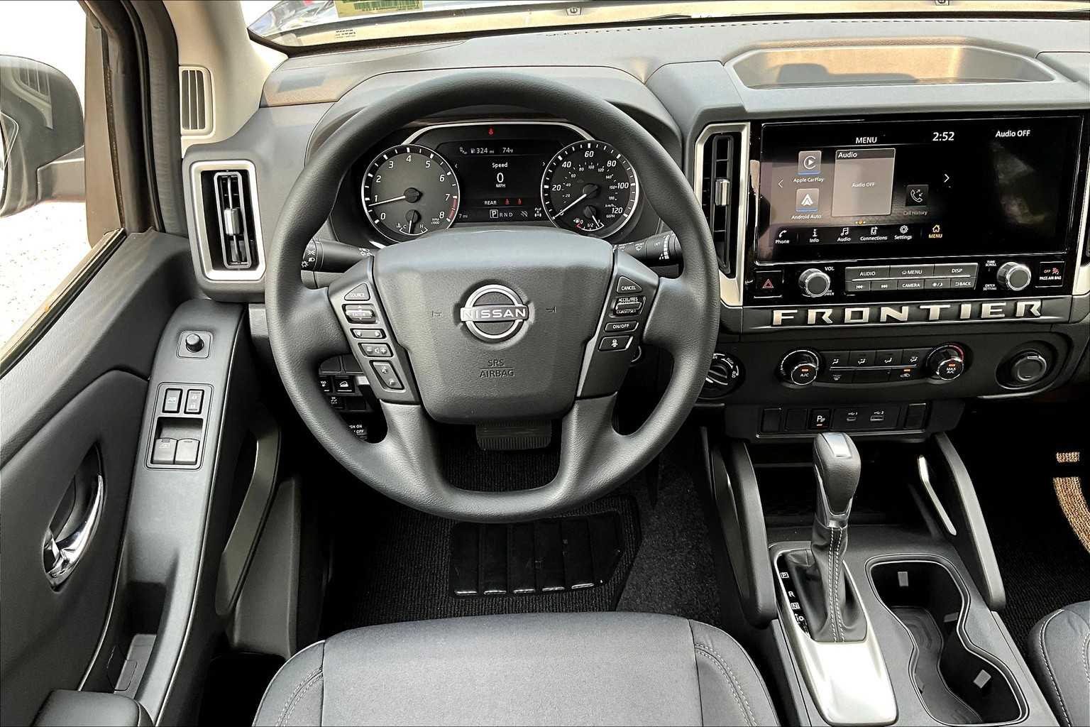 2025 Nissan Frontier SV - Photo 17