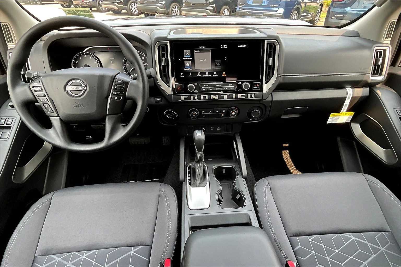 2025 Nissan Frontier SV - Photo 21