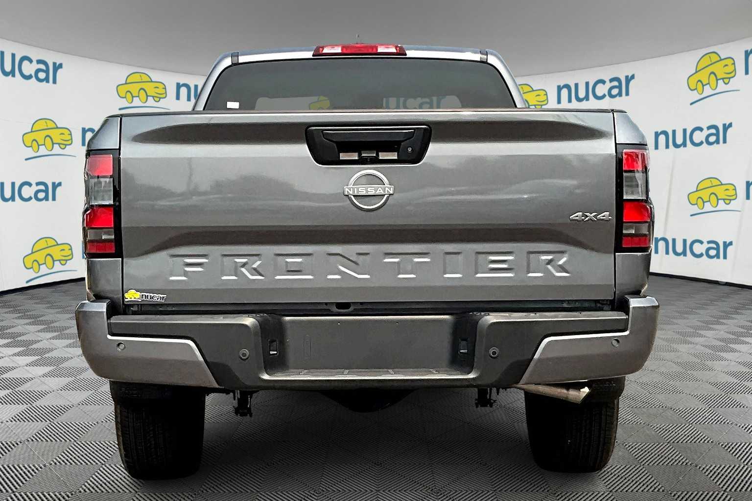 2025 Nissan Frontier SV - Photo 5