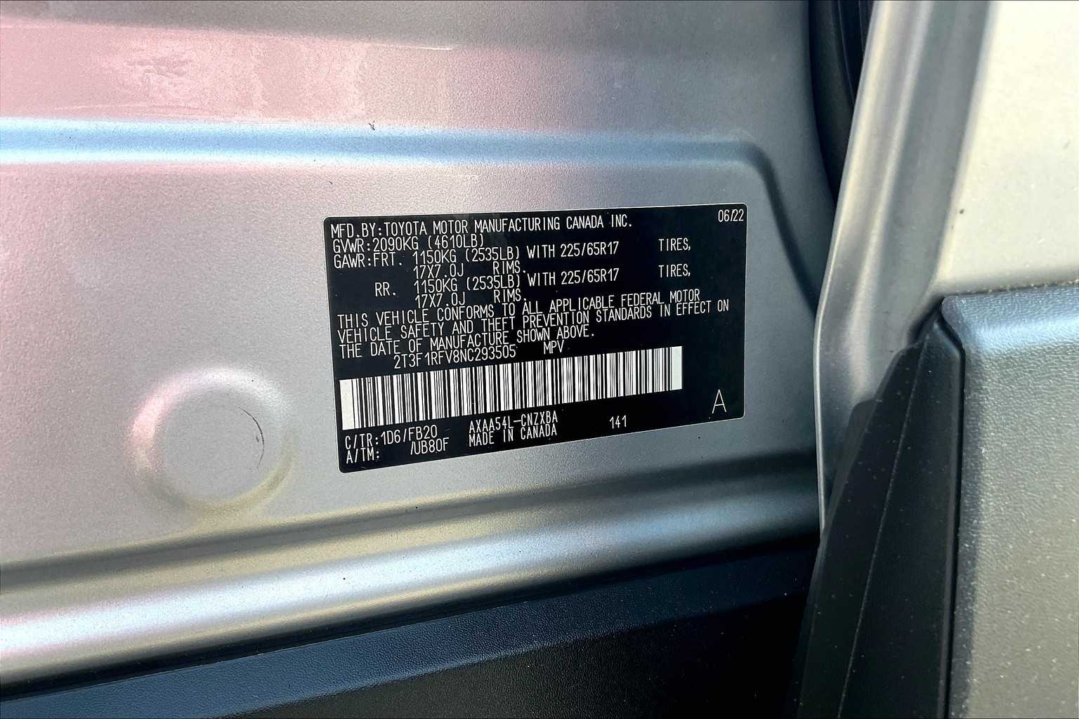 2022 Toyota RAV4 LE - Photo 35