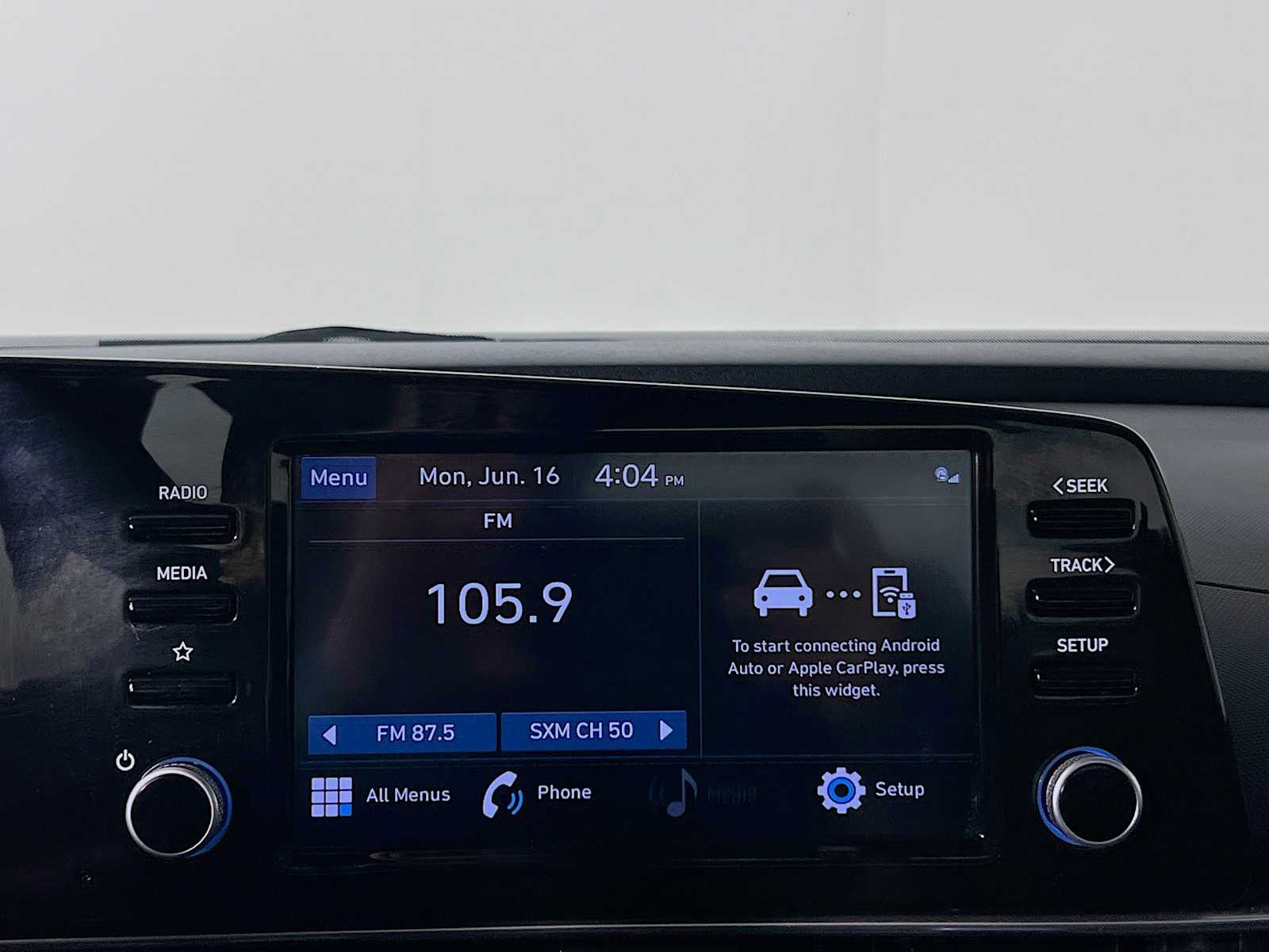 2022 Hyundai Elantra SEL - Photo 14