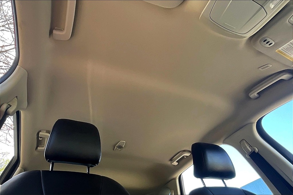 2022 Ford Edge Titanium - Photo 7