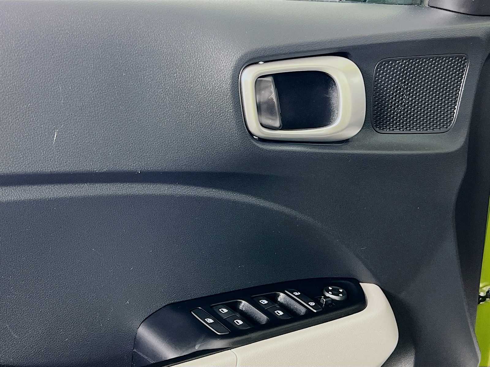 2023 Hyundai Venue SEL - Photo 17