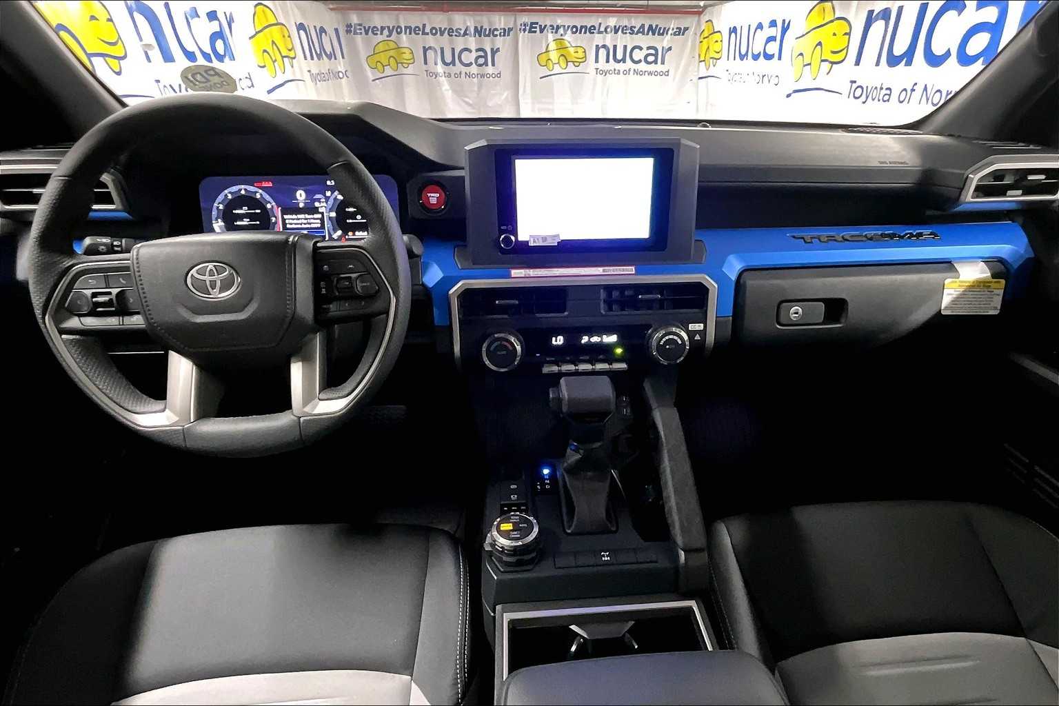 2025 Toyota Tacoma TRD Off Road - Photo 12