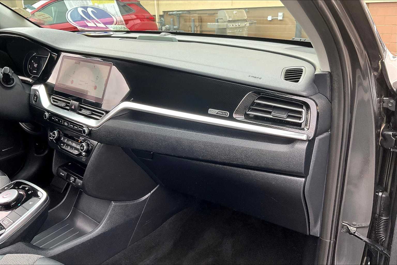 2022 Kia Niro EV EX - Photo 13