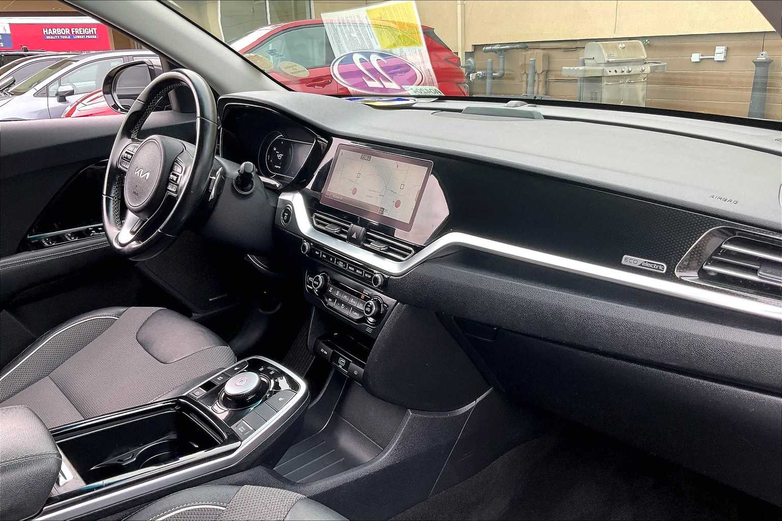 2022 Kia Niro EV EX - Photo 14