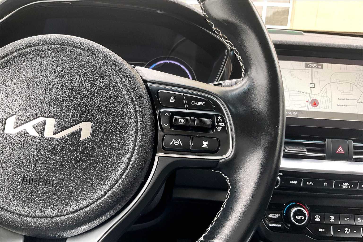 2022 Kia Niro EV EX - Photo 23