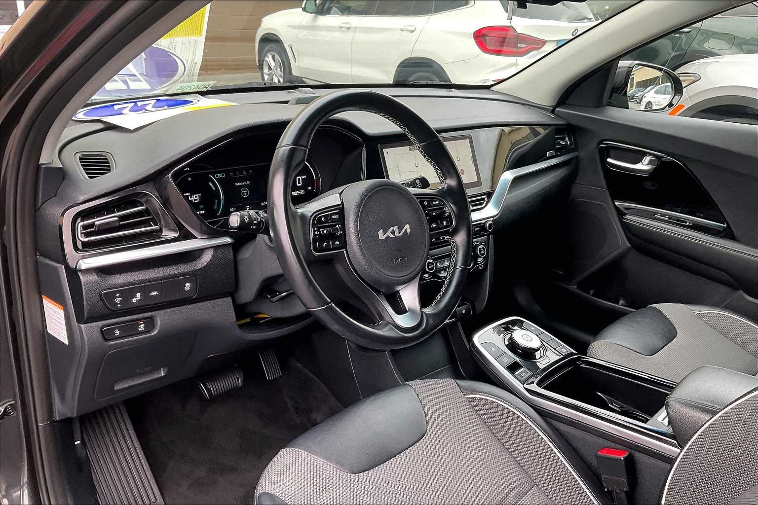2022 Kia Niro EV EX - Photo 8