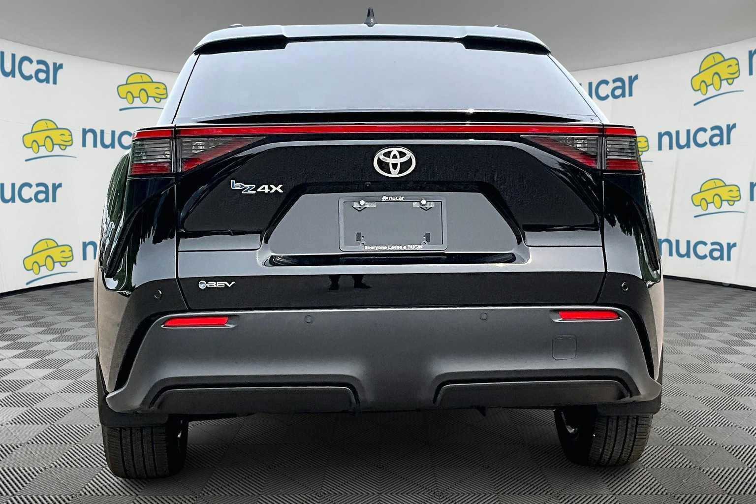 2025 Toyota bZ4X XLE - Photo 6