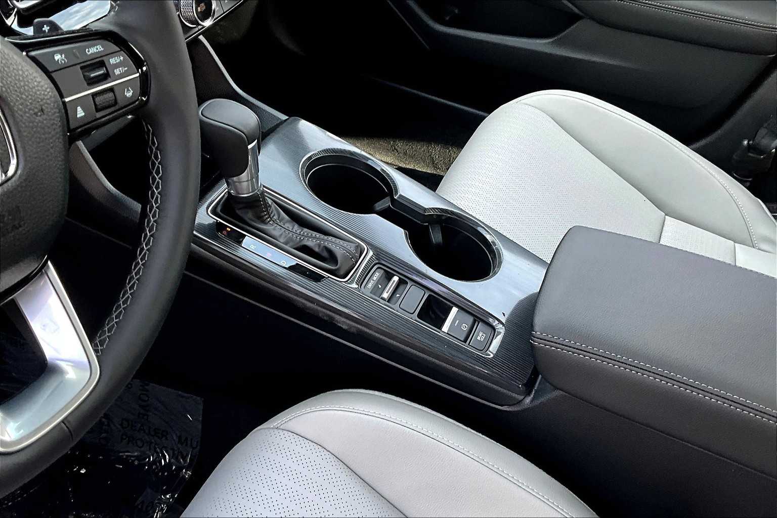 2025 Honda Civic Hybrid Sport Touring - Photo 14