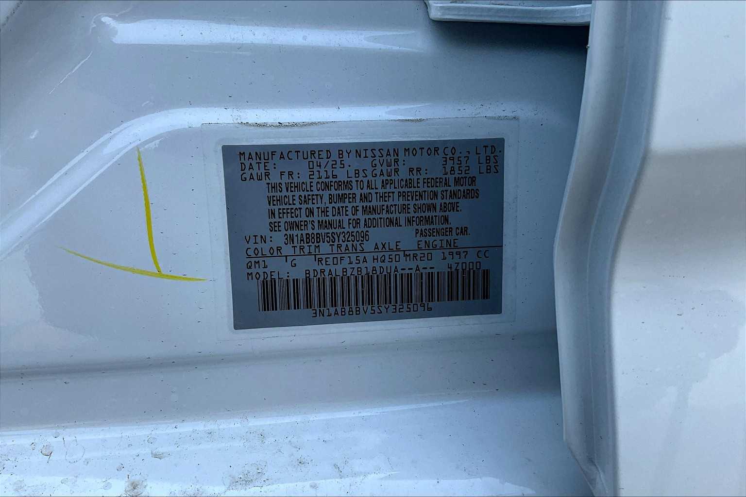 2025 Nissan Sentra S - Photo 17
