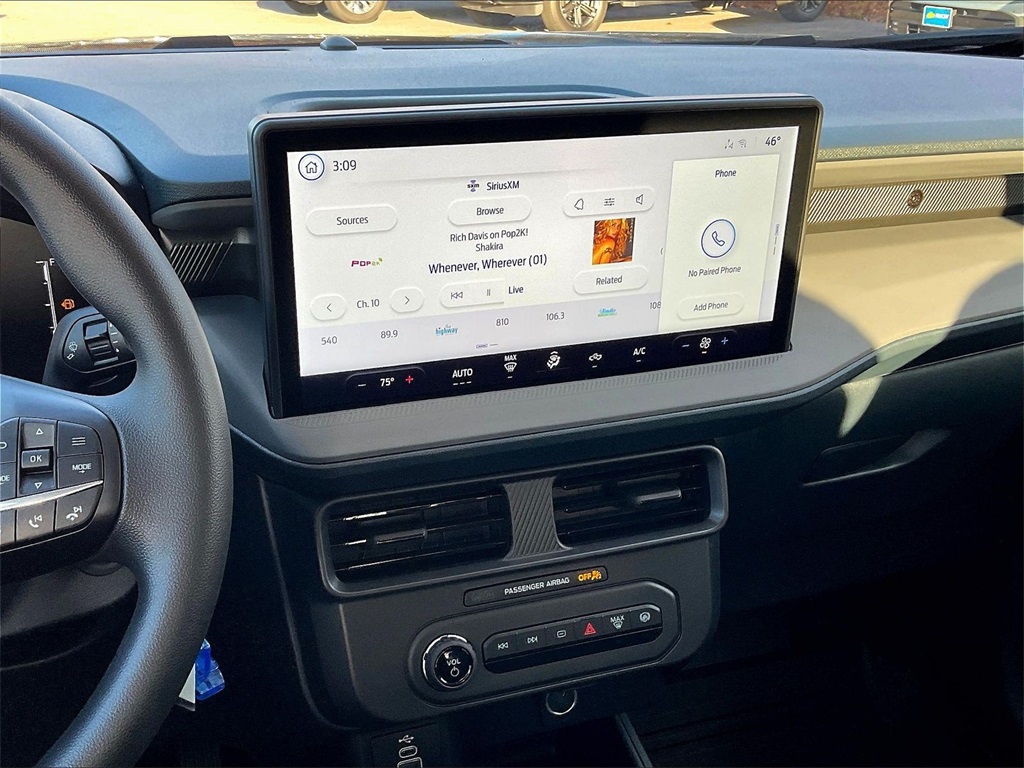 2025 Ford Maverick XL - Photo 13