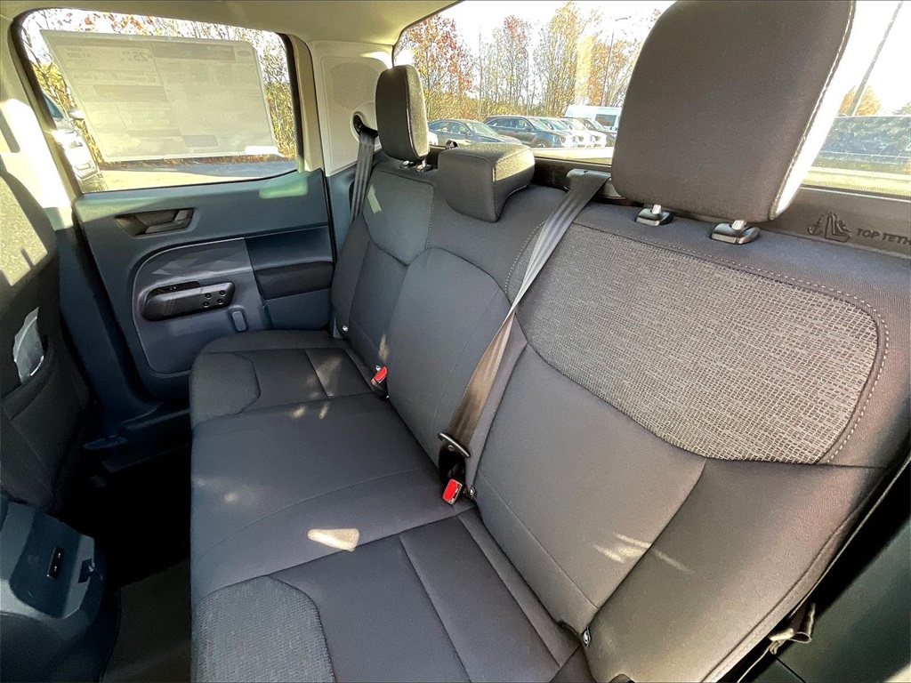 2025 Ford Maverick XL - Photo 15