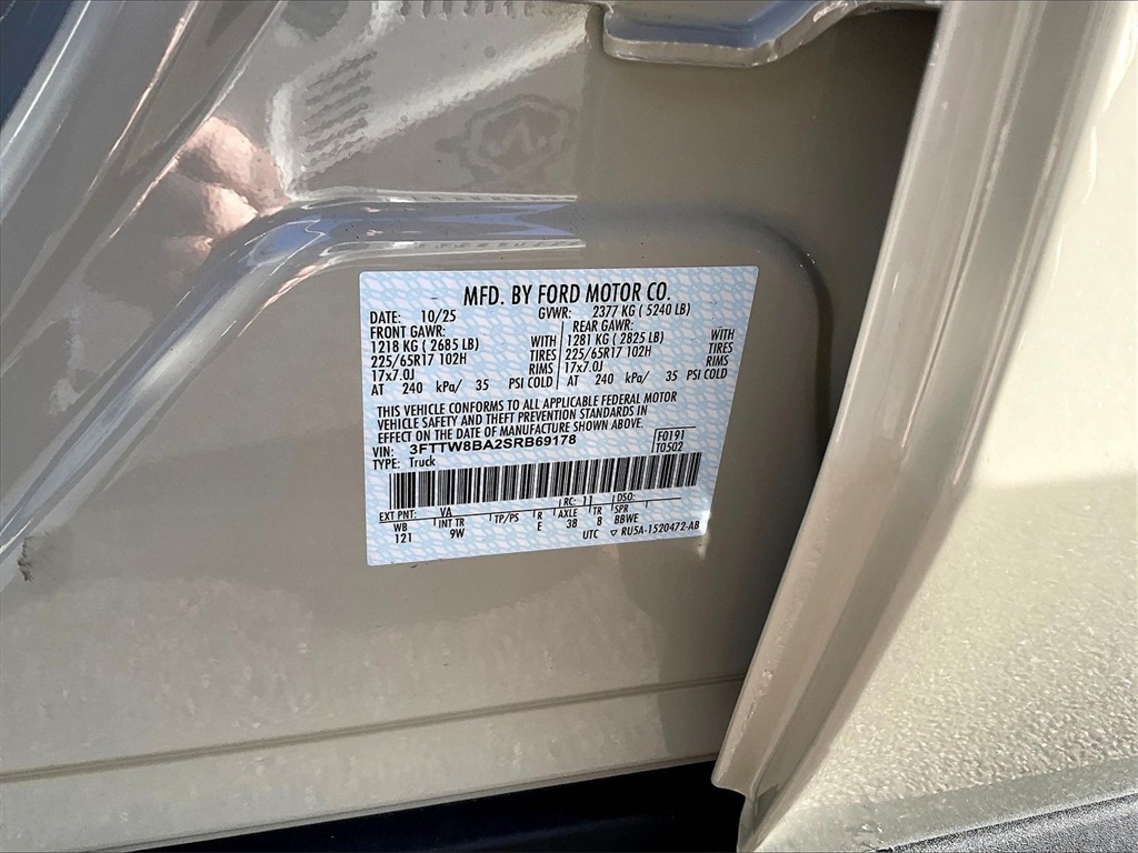 2025 Ford Maverick XL - Photo 16