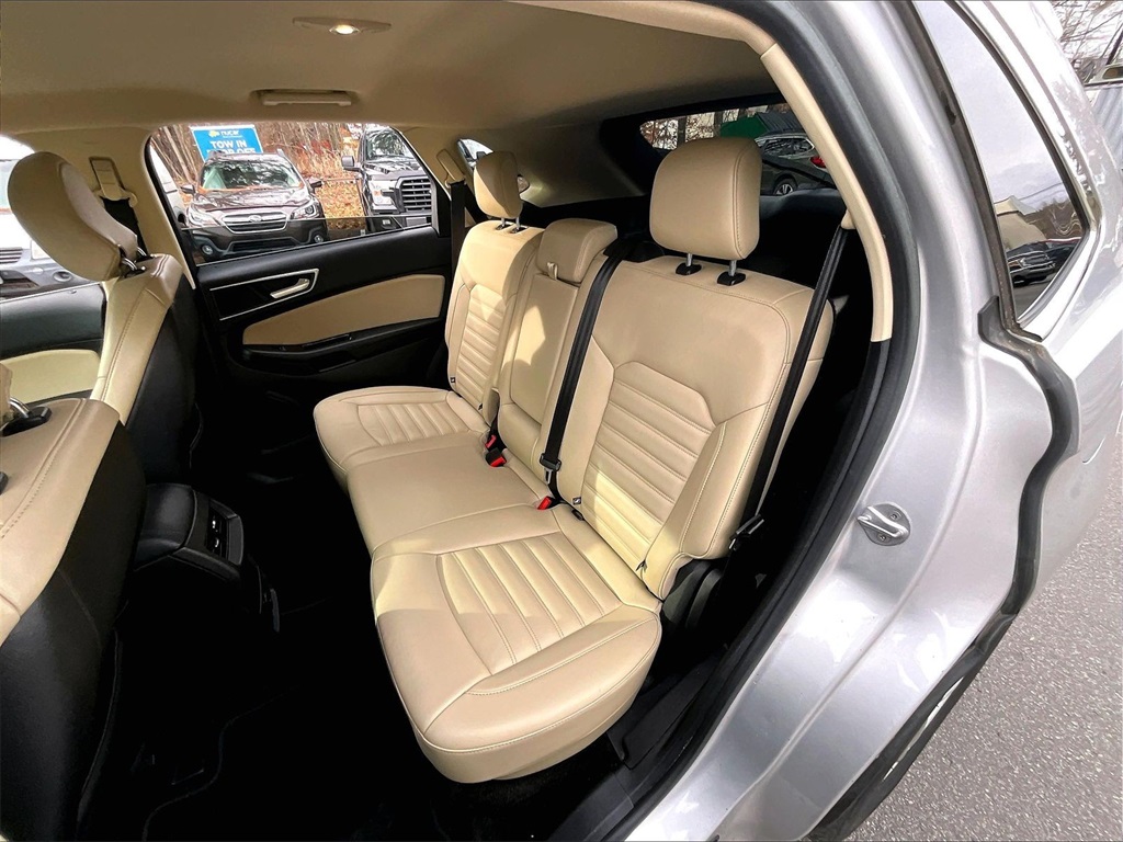 2017 Ford Edge SEL - Photo 15